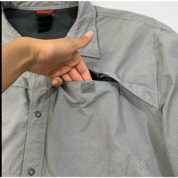 The North Face Shirt Mens XL Grey Performance Button Up Hiking Fishing Outdoor - Picture 3 of 11